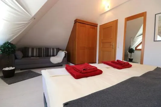 Oewern Diek App 09 * Wustrow (Fischland)